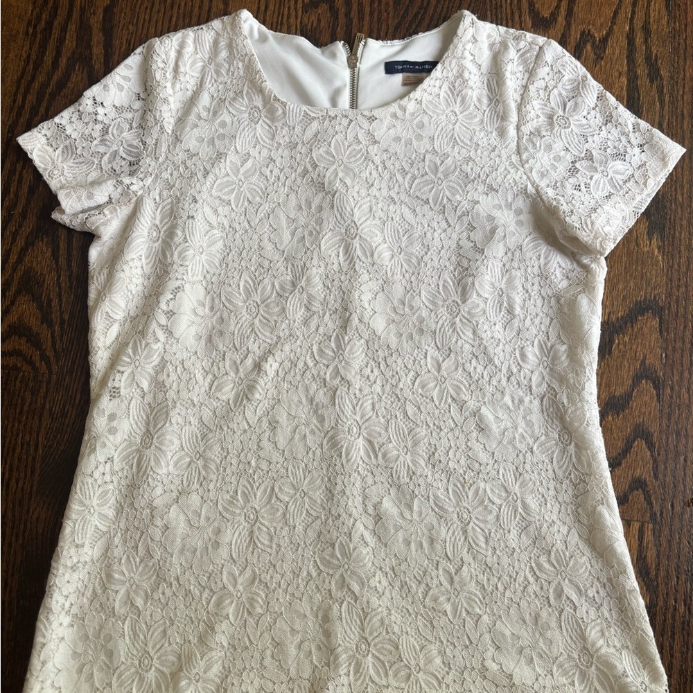 Tommy Hilfiger Women’s Size XS Ivory Top Floral Crocheted Lace Overlay SS Zipper